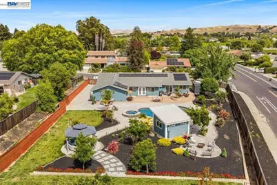 2599 Walker Pl, Livermore, CA 94550 - Photo 6