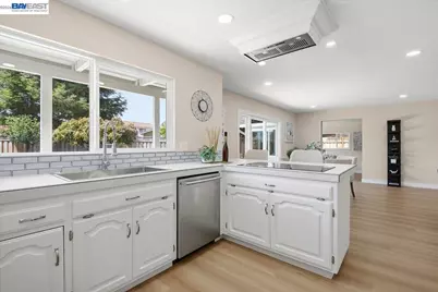 5613 Abington Ct, Newark, CA 94560 - Photo 8