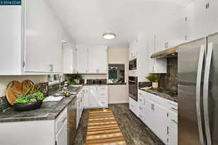 1067 Ridge Park Dr, Concord, CA 94518 - Photo 12