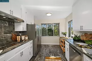 1067 Ridge Park Dr, Concord, CA 94518 - Photo 14