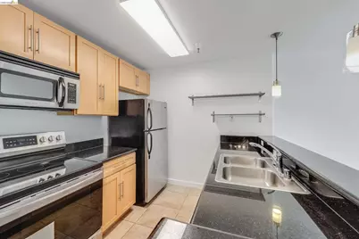 6400 Christie Ave #4225, Emeryville, CA 94608 - Photo 4