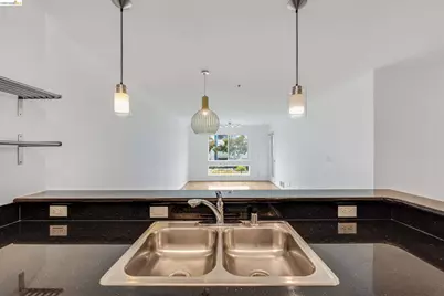 6400 Christie Ave #4225, Emeryville, CA 94608 - Photo 6