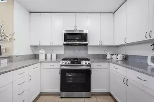 20488 Stevens Creek Blvd, Cupertino, CA 95014 - Photo 20