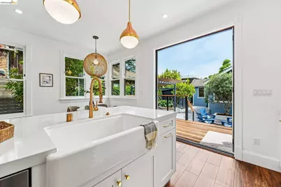 2222 Blake St, Berkeley, CA 94704 - Photo 22
