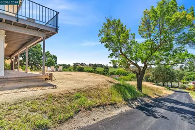5505 Old School Rd, Danville, CA 94588 - Photo 18