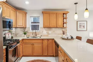 1268 Alcatraz Ave, Berkeley, CA 94702 - Photo 12