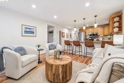 1268 Alcatraz Ave, Berkeley, CA 94702 - Photo 8