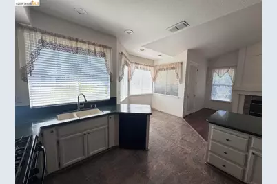 5001 Meadow Pass Way, Antelope, CA 95843 - Photo 26