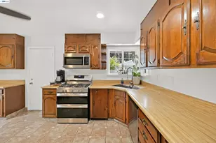 35776 Haley St, Newark, CA 94560 - Photo 28