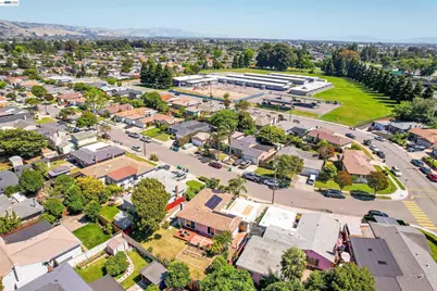 1341 McFarlane Ln, Hayward, CA 94544 - Photo 66