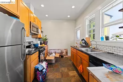646 42nd St, Oakland, CA 94609 - Photo 26