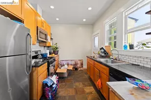 646 42nd St, Oakland, CA 94609 - Photo 26