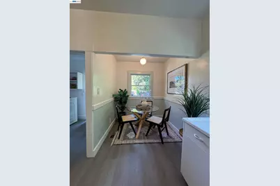 2221 Roosevelt, Berkeley, CA 94703 - Photo 12