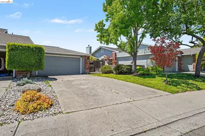 1757 Stuart Ct, Benicia, CA 94510 - Photo 2