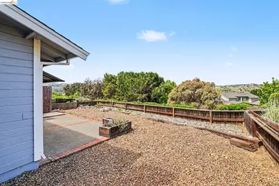 1757 Stuart Ct, Benicia, CA 94510 - Photo 18