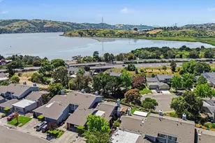 1757 Stuart Ct, Benicia, CA 94510 - Photo 30