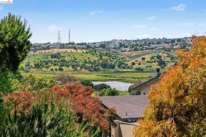 1757 Stuart Ct, Benicia, CA 94510 - Photo 24