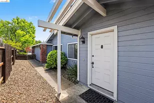 1757 Stuart Ct, Benicia, CA 94510 - Photo 4