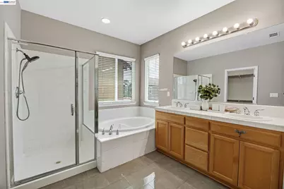 454 Silverwood St, Brentwood, CA 94513 - Photo 24