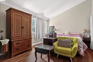 47 Turtle Creek St, Oakland, CA 94605 - Photo 12