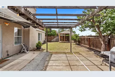 1571 Spring Ct, Tracy, CA 95376 - Photo 20