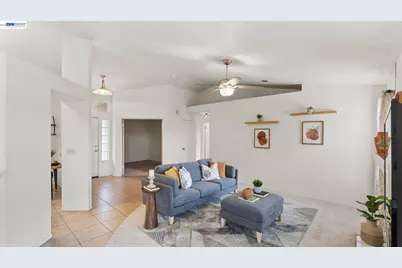1571 Spring Ct, Tracy, CA 95376 - Photo 10