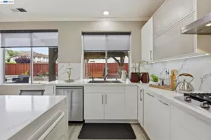 234 Bridgewater Rd, Hayward, CA 94544 - Photo 18