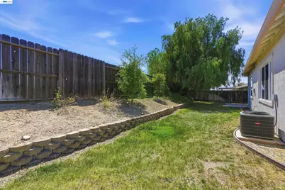 1016 Carpinteria, Antioch, CA 94509 - Photo 20