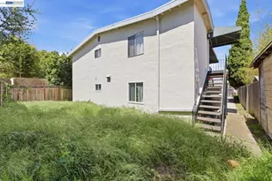 2828 Viola St, Oakland, CA 94619 - Photo 12
