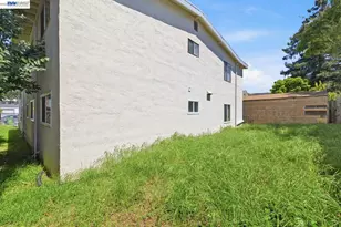 2828 Viola St, Oakland, CA 94619 - Photo 18