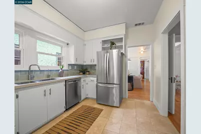 324 63rd St, Oakland, CA 94618 - Photo 14