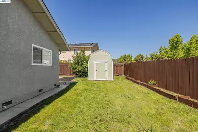 2449 Almaden Blvd, Union City, CA 94587 - Photo 24