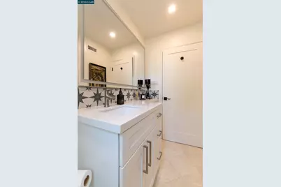 3229 Toyon Ter, Alameda, CA 94501 - Photo 26