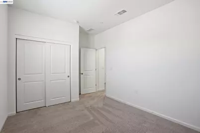 16047 Pirates Cove Ln, Lathrop, CA 95330 - Photo 14