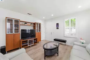 7129 Cerro Crest Dr, San Jose, CA 95138 - Photo 4