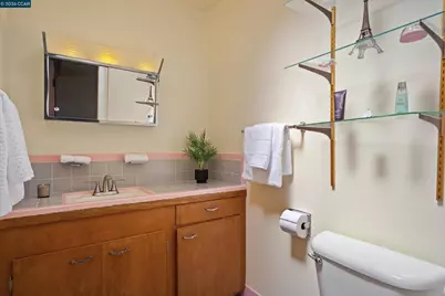 48 Sussex St, San Francisco, CA 94131 - Photo 14