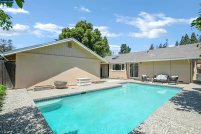 1808 Las Ramblas Dr, Concord, CA 94521 - Photo 20