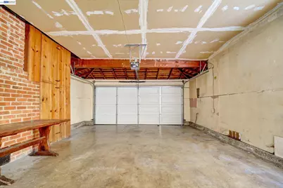 15963 Via Toledo, San Lorenzo, CA 94580 - Photo 24