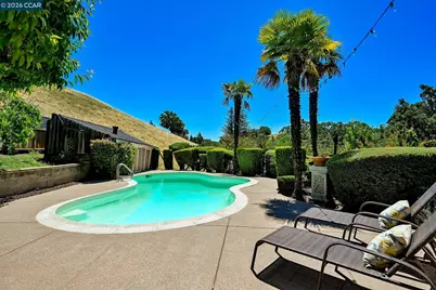 861 Holly Hill Dr, Walnut Creek, CA 94596 - Photo 26
