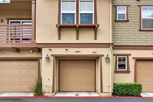 1072 Victories Loop, San Jose, CA 95116 - Photo 26