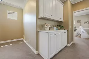 8320 New Park Ln, San Diego, CA 92127 - Photo 18