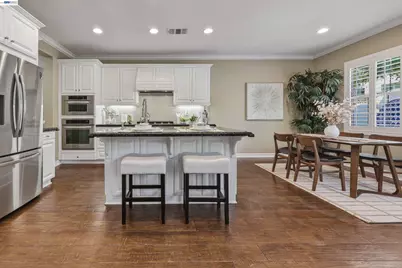 8320 New Park Ln, San Diego, CA 92127 - Photo 10