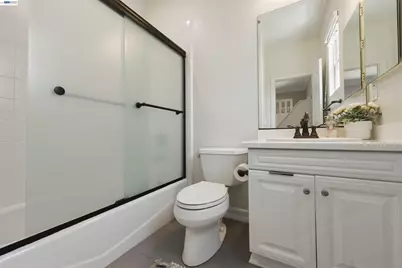 8320 New Park Ln, San Diego, CA 92127 - Photo 20
