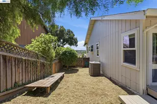 27836 16th St, Hayward, CA 94544 - Photo 28