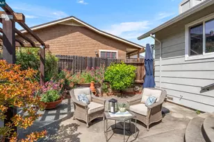 1449 2nd St, Benicia, CA 94510 - Photo 18