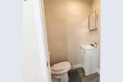956 W Hacienda, Campbell, CA 95008 - Photo 18