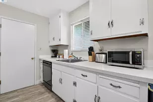 956 W Hacienda, Campbell, CA 95008 - Photo 12