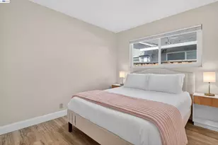 956 W Hacienda, Campbell, CA 95008 - Photo 16