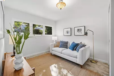 8108 Greenly Dr, Oakland, CA 94605 - Photo 12