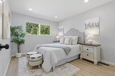 19304 Barclay Rd, Castro Valley, CA 94546 - Photo 20